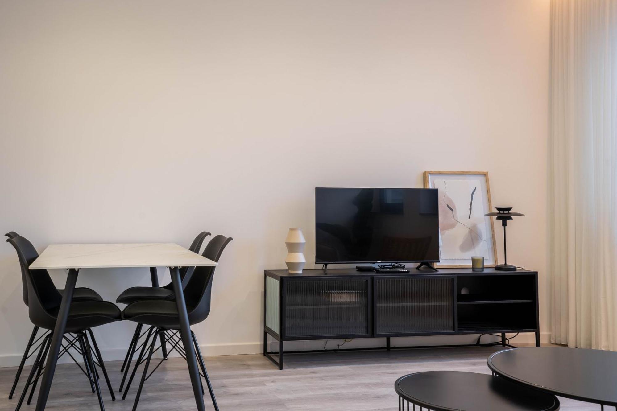 Skyline Lofts By Lovelystay * Matosinhos (Porto)