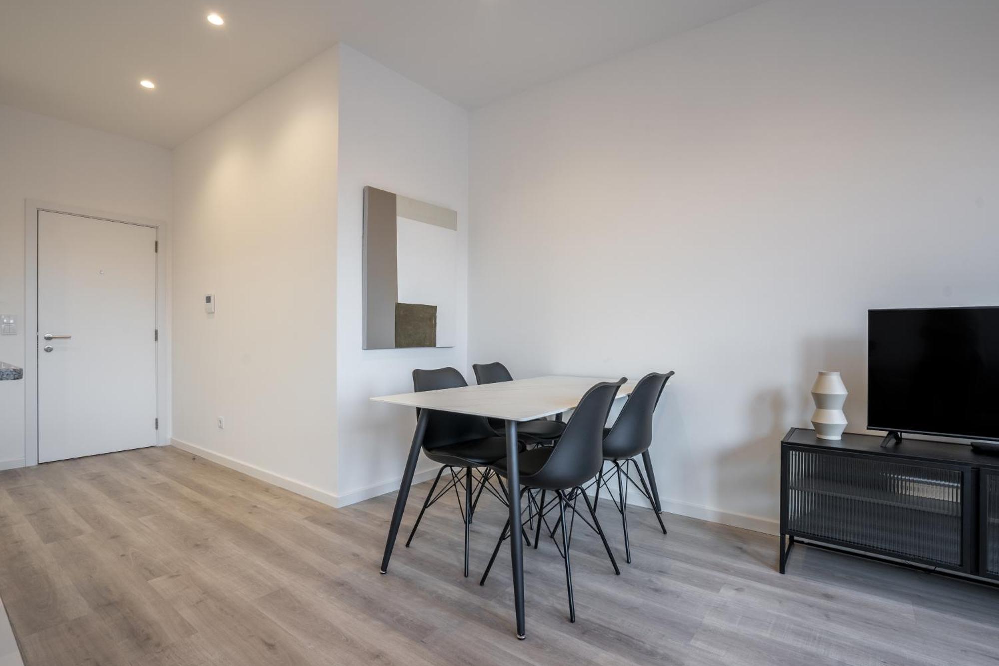 Skyline Lofts By Lovelystay Matosinhos (Porto)